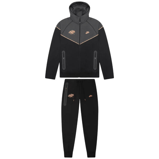 SYNA TECH BLACK TRACKSUIT