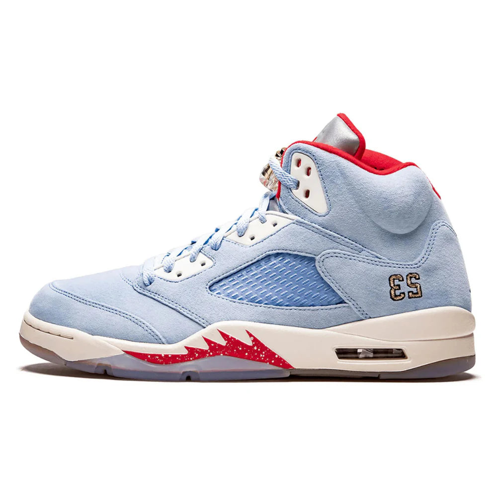 J5 RETRO TROPHY ROOM