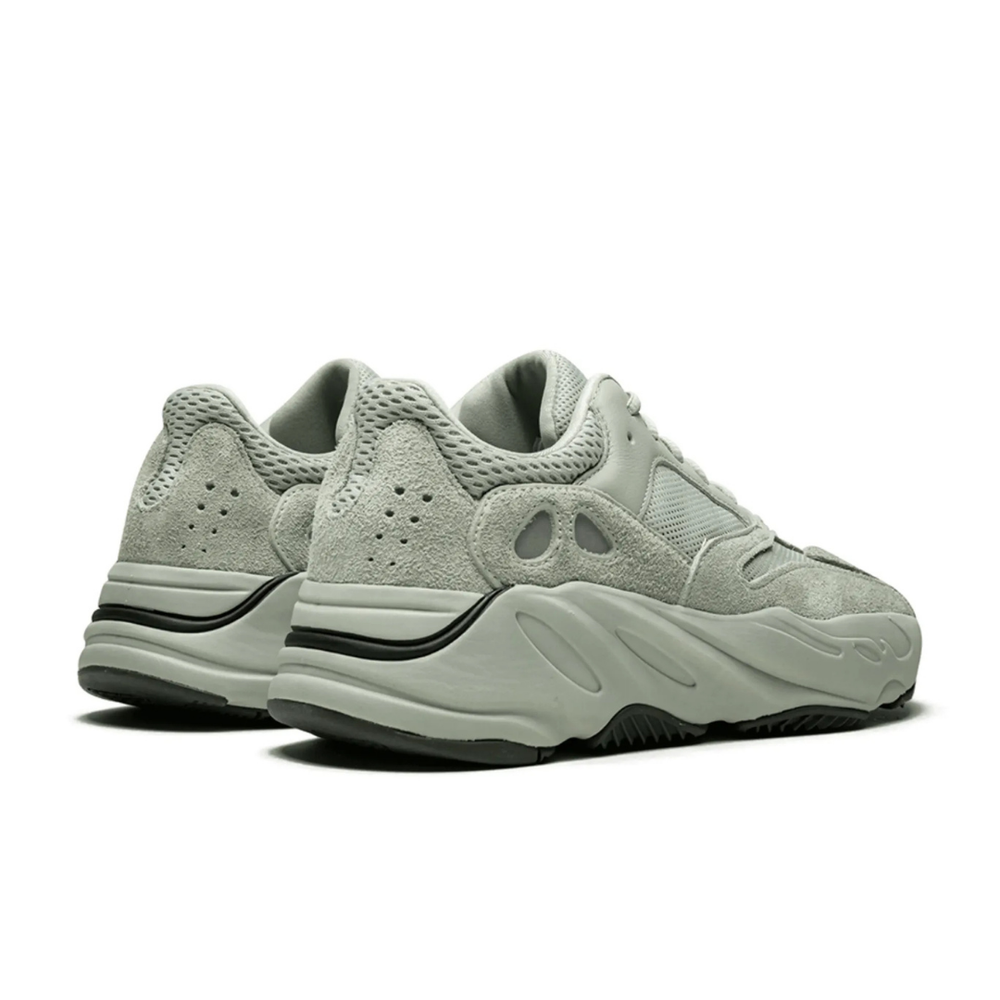 YZY - 700 "SALT”