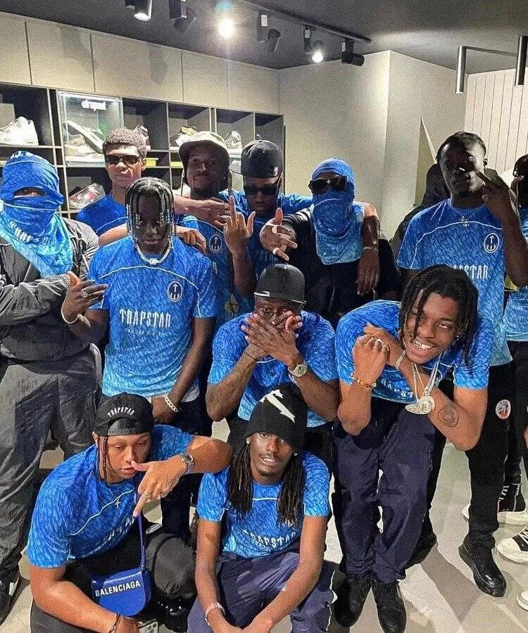 GRADIENT BLUE T-SHIRT