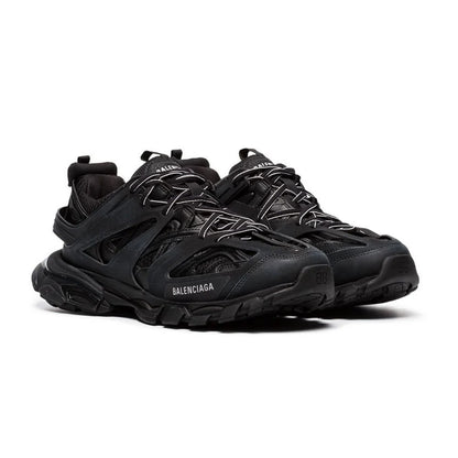 TRACK BLACK
