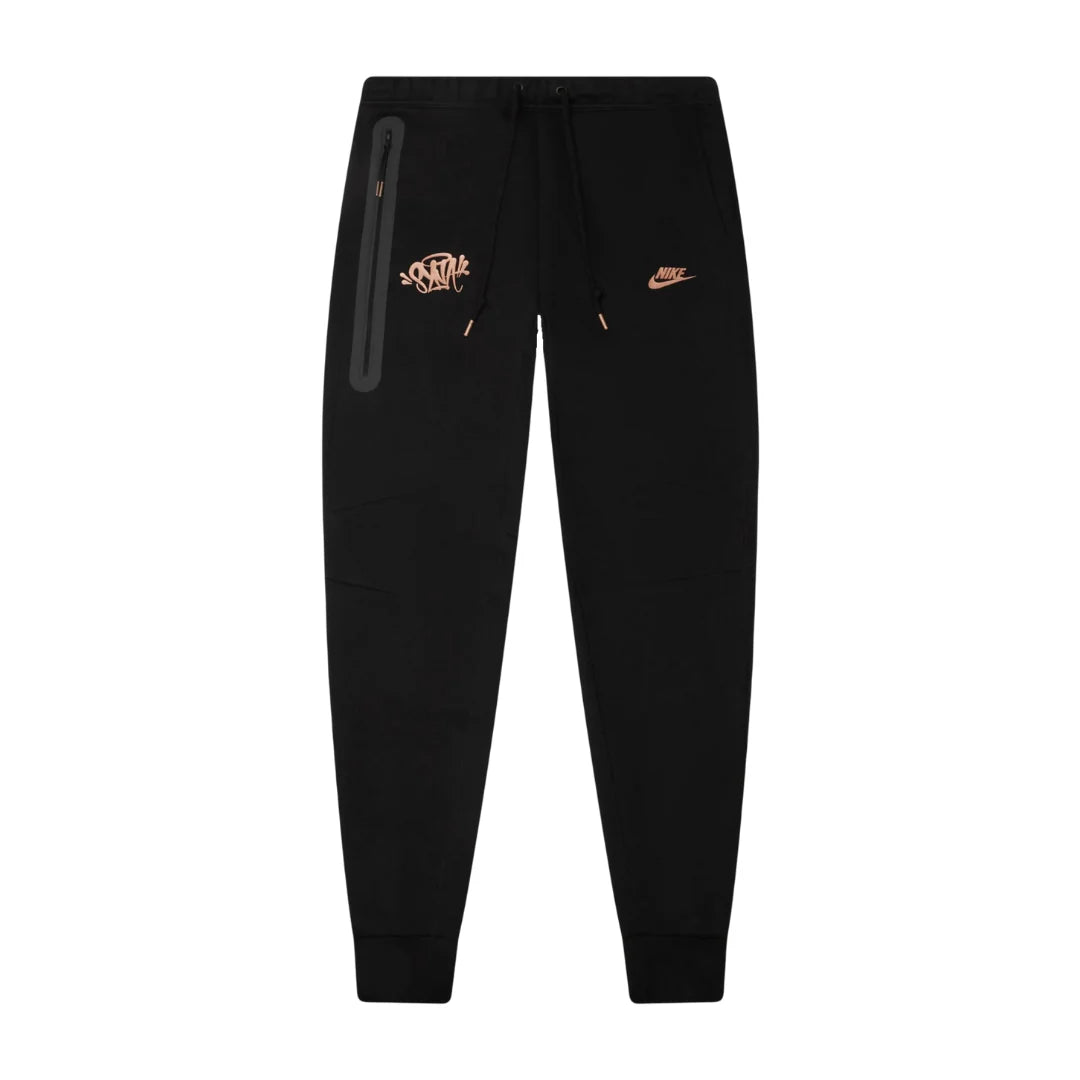 SYNA TECH BLACK TRACKSUIT