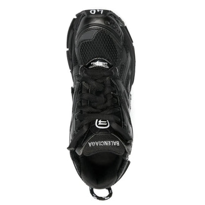 TRACK RUNNER BLACK