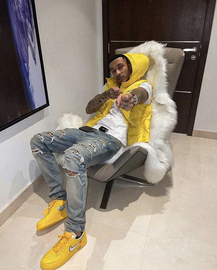 AF1 X OFF UNIVERSITY GOLD