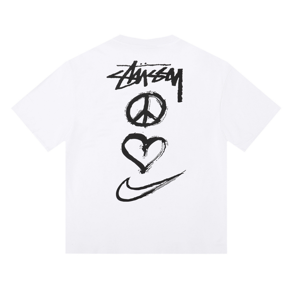 STUSSY T-SHIRT