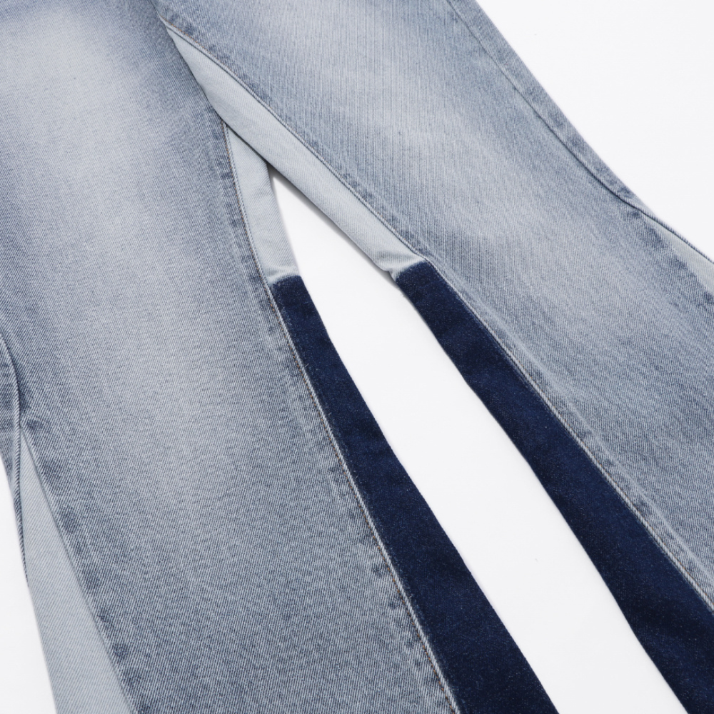 GALLERY FLARED JEANS