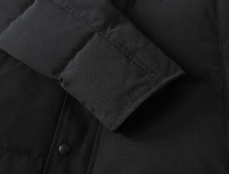 CANADA GOOSE BLACK WYNDHAM PARKA